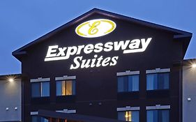 Grand Forks Lodge And Suites